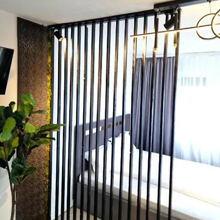 Azzure Appart hôtel 3*