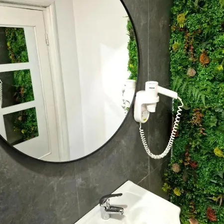 Aparthotel Azzure Constanţa