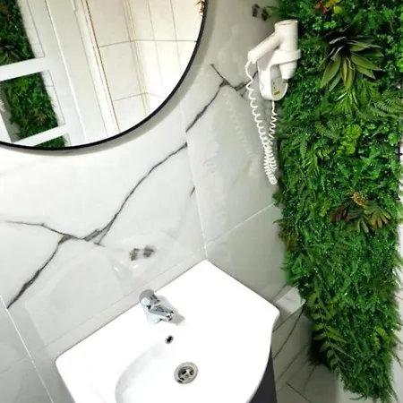 Azzure Aparthotel Constanţa