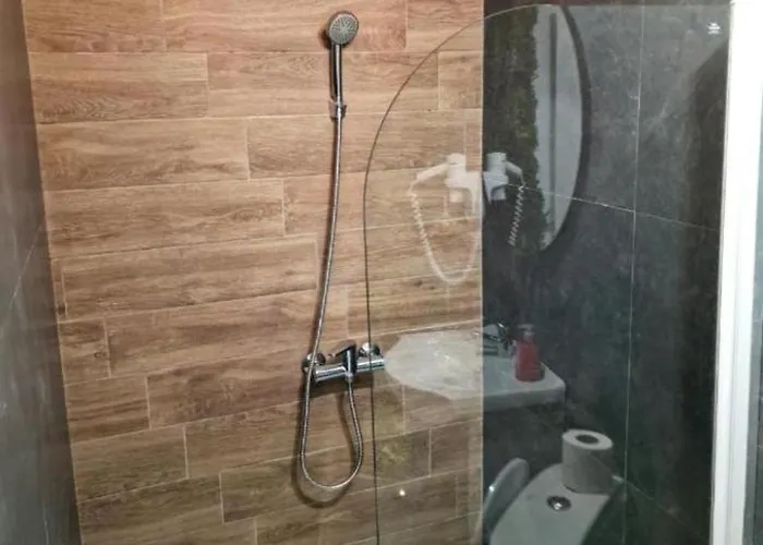 Apart Otel Azzure Köstence